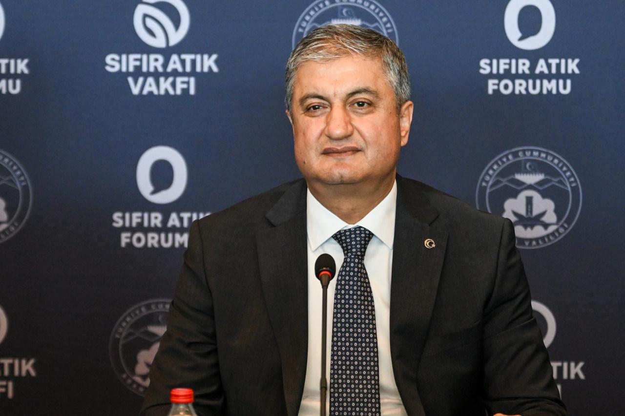 Adana Valisi Mustafa Yavuz.