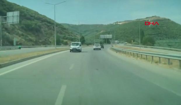 Otobanda ters y&ouml;nde ilerleyen s&uuml;r&uuml;c&uuml; y&uuml;rekleri ağza getirdi