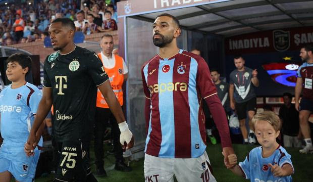 Trabzonspor'un mağlubiyeti Macaristan&rsquo;da ses getirdi! Salah i&ccedil;in sert yorumlar