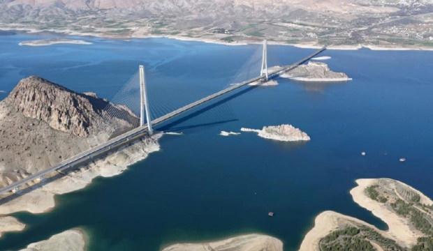 Tunceli ve Elazığ'ı bağlayacak dev proje Pertek K&ouml;pr&uuml;s&uuml; i&ccedil;in tarih verildi
