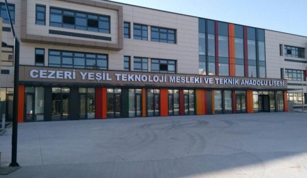 T&uuml;rkiye'nin ilk enerji lisesi d&uuml;nyanın en iyi okulları arasında finale kaldı