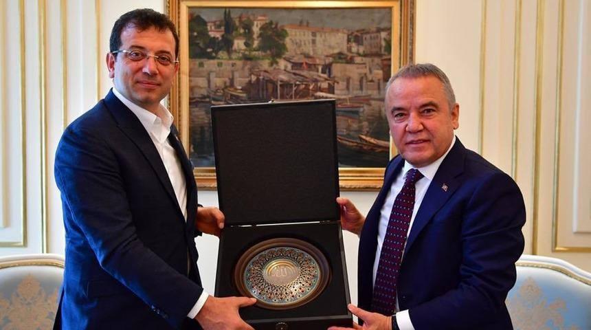 Ekrem İmamoğlu ve Muhittin Böcek