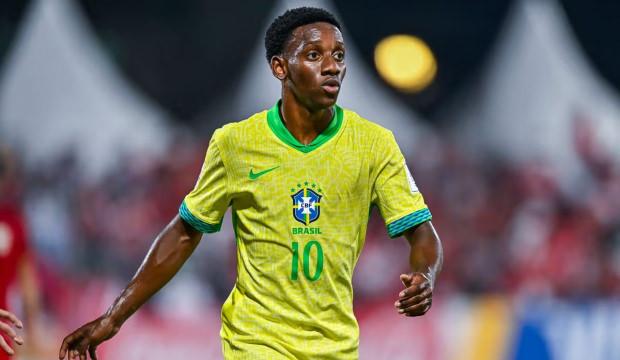 18'lik 10 numara geliyor! Fenerbah&ccedil;e yeni Alex'ini Brezilya'da buldu