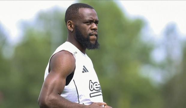 Beşiktaş ayrılığı KAP'a bildirdi! S&ouml;zleşmesi feshedildi