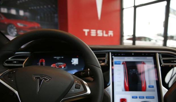 Tesla'nın ara&ccedil; teslimatları &uuml;&ccedil;&uuml;nc&uuml; &ccedil;eyrekte beklentileri aştı