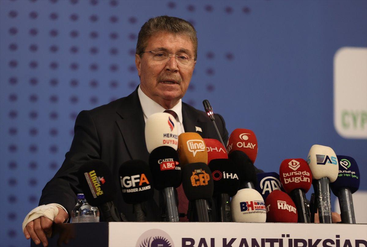 KKTC Başbakanı Ünal Üstel