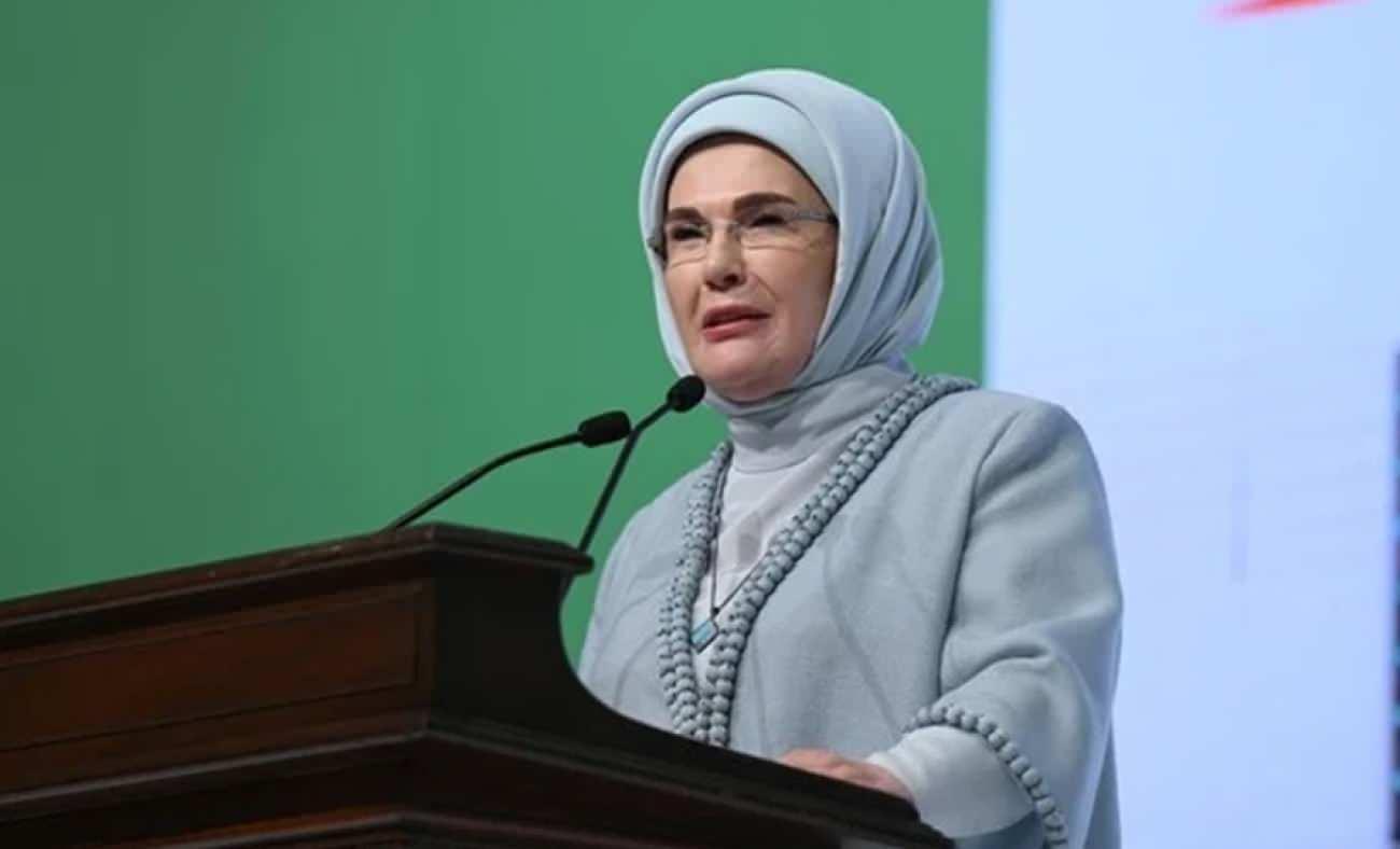 Emine Erdoğan'dan Malazgirt Zaferi'nin 955. yıl d&ouml;n&uuml;m&uuml;ne ilişkin paylaşım! 