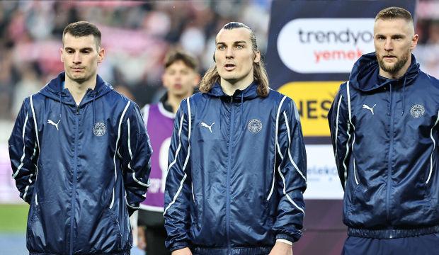 Fenerbah&ccedil;e'de ayrılık a&ccedil;ıklandı! Dominik Livakovic Barcelona'ya transfer oldu