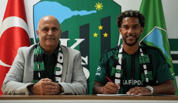 Fransız golc&uuml; S&uuml;per Lig ekibine imza attı