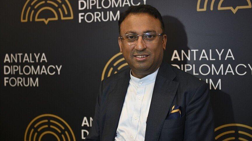 Bangladeş Dışişlerinden Sorumlu Devlet Bakanı Humayun Kabir