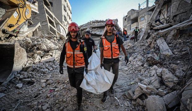 İsrail saldırılarında yıkılan 20 evin enkazından 233 Filistinlinin naaşı &ccedil;ıkarıldı