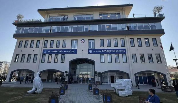 Kuşadası'ndaki r&uuml;şvet soruşturmasında skandal olay: Tarih b&ouml;yle y&uuml;zs&uuml;zl&uuml;k g&ouml;rmedi!