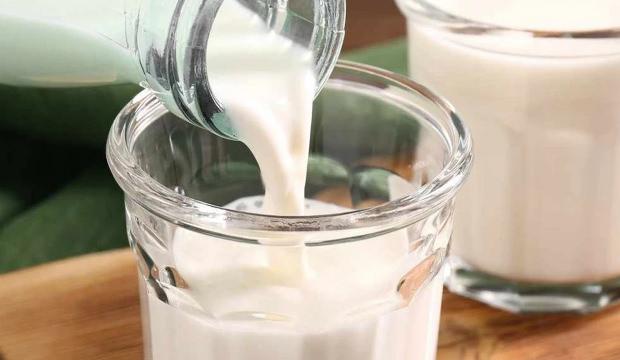 Midenizi alt&uuml;st ediyor: Sakın o saatte i&ccedil;meyin! Sindirimi zorluyor