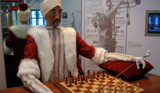 Napolyon'u yenen 'T&uuml;rk' emekli oldu: Tarihi platformun fişi &ccedil;ekiliyor!