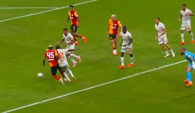 Rams Park'ta tartışmalı pozisyon! Galatasaray VAR'dan penaltı kazandı