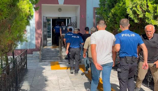 WhatsApp'tan polis ve jandarma uygulama noktalarını paylaşan 7 ş&uuml;pheli yakalandı
