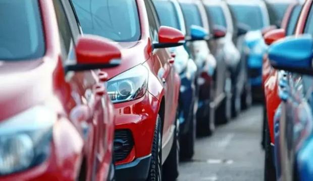 Otomobile 791 bin TL'lik indirim geliyor! Fiyatlar dev d&uuml;ş&uuml;şe ge&ccedil;ti!