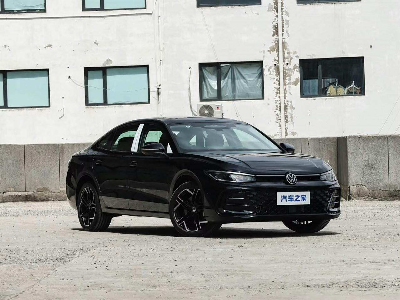 2027 Volkswagen Passat Pro, Çin pazarında farklı motor ve donanım seçenekleriyle satışa sunuldu.
