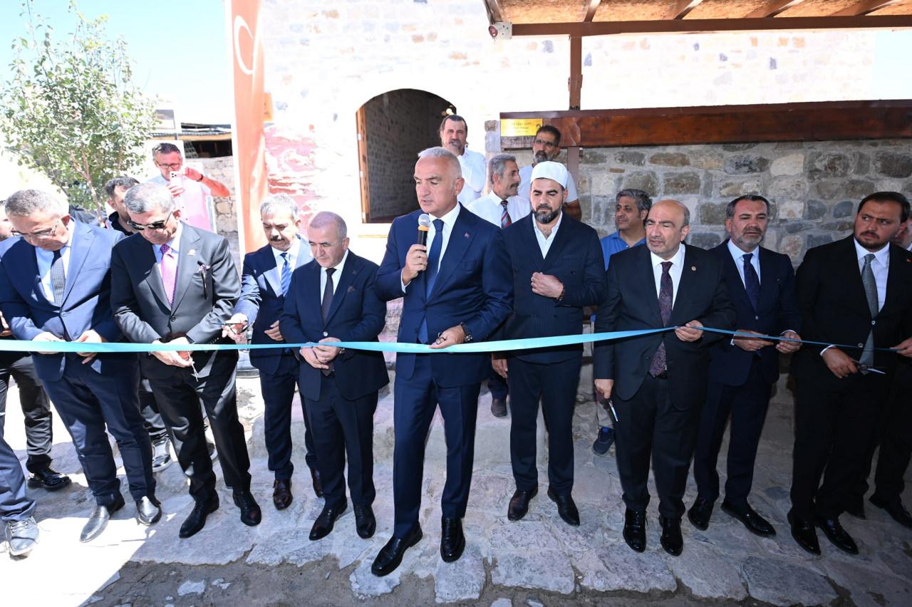 Müzenin açılışı Bakan Ersoy'un katılımıyla gerçekleştirildi.