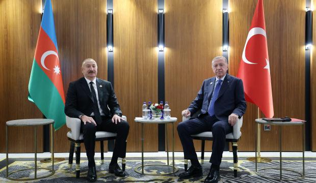 Bişkek'te kritik g&ouml;r&uuml;şme: Cumhurbaşkanı Erdoğan, Aliyev ile bir araya geldi