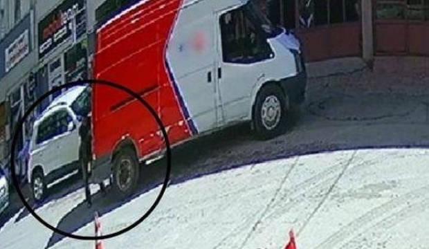 &Ccedil;orum'da geri manevra yapan minib&uuml;s yayayı ezdi