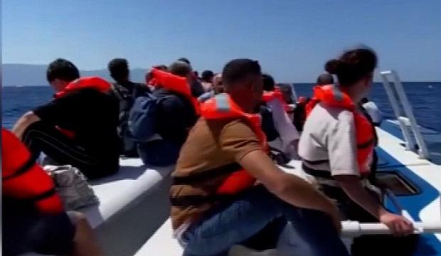 Feribot faciasında gen&ccedil;lerin &ouml;l&uuml;m kalım m&uuml;cadelesi: "Anne &ouml;l&uuml;yoruz, hakkını helal et"