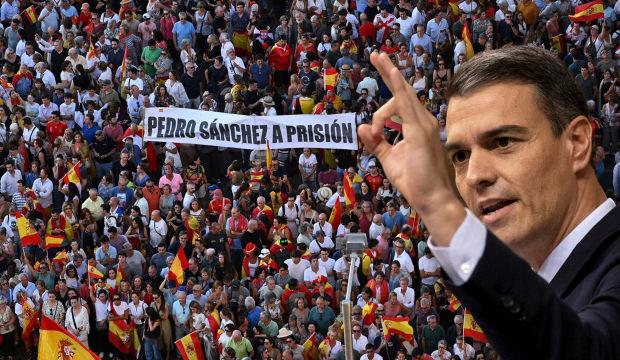 İspanya'da bir kriz daha! Halk meydanlara akın etti! H&uuml;k&uuml;mete karşı ayaklandılar