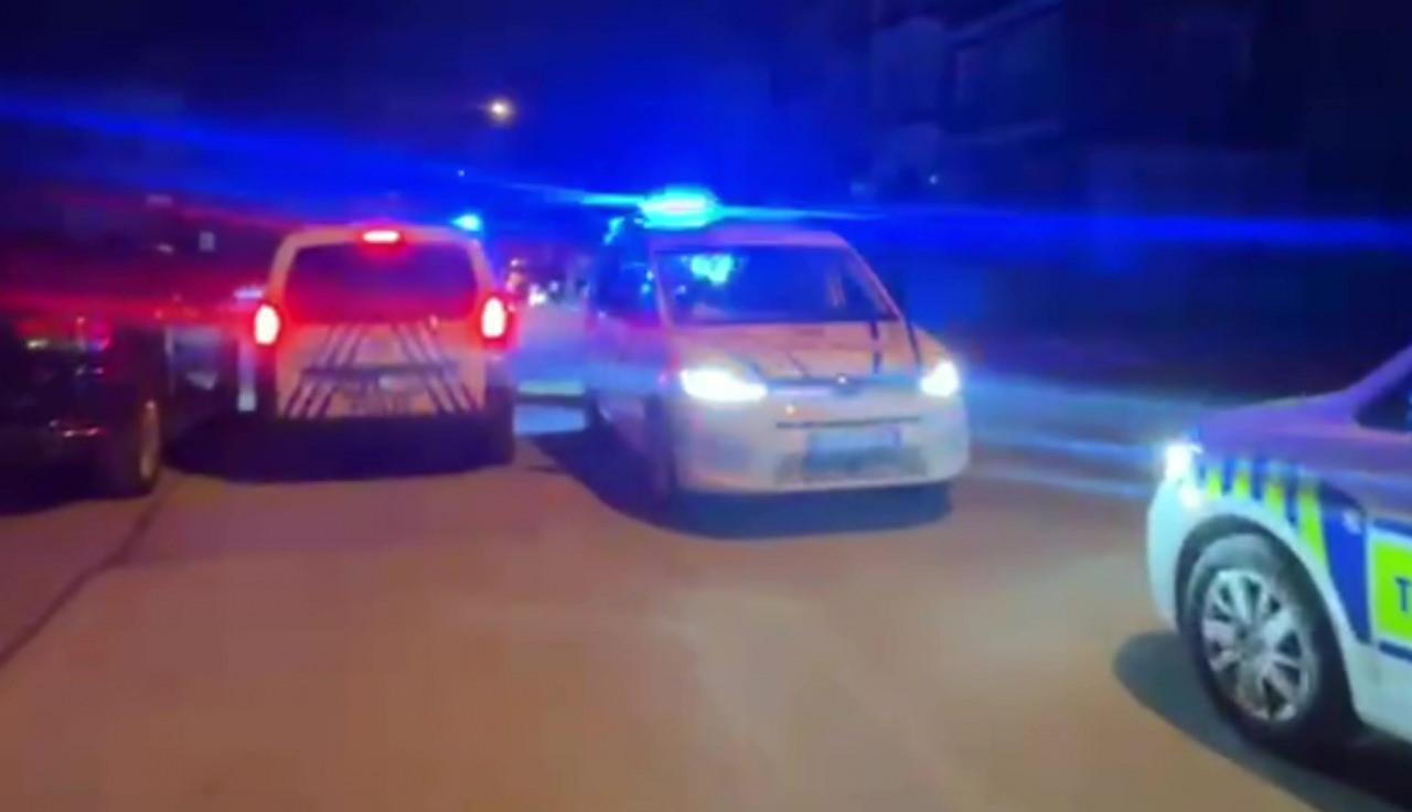 Olay yerine çok sayıda ekip sevk edildi.