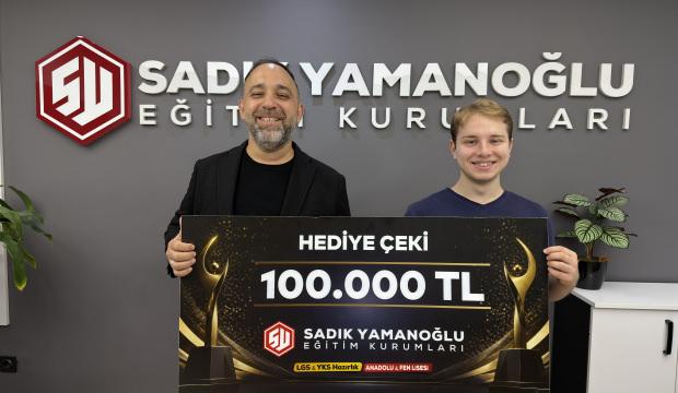 YKS T&uuml;rkiye 74&rsquo;&uuml;nc&uuml;s&uuml; oldu, 100 bin TL&rsquo;lik &ouml;d&uuml;l&uuml;n&uuml; yetim &ccedil;ocuklara bağışladı