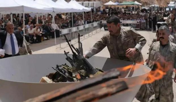 YPG kendini feshetti Kemalistler karaları bağladı&hellip;