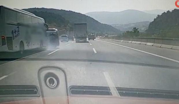 Trafikte bir anlık hata pahalıya patladı, kan donduran kaza kamerada