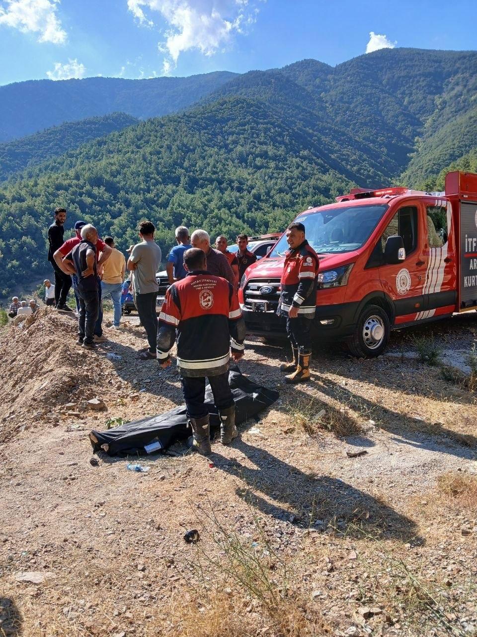 Olay yerine çok sayıda ekip sevk edildi. 
