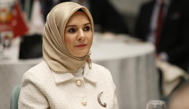 Aile Bakanlığı, g&ouml;n&uuml;ll&uuml;l&uuml;k &ccedil;alışmalarını "İyilik Var" ile dijital ortama taşıyacak