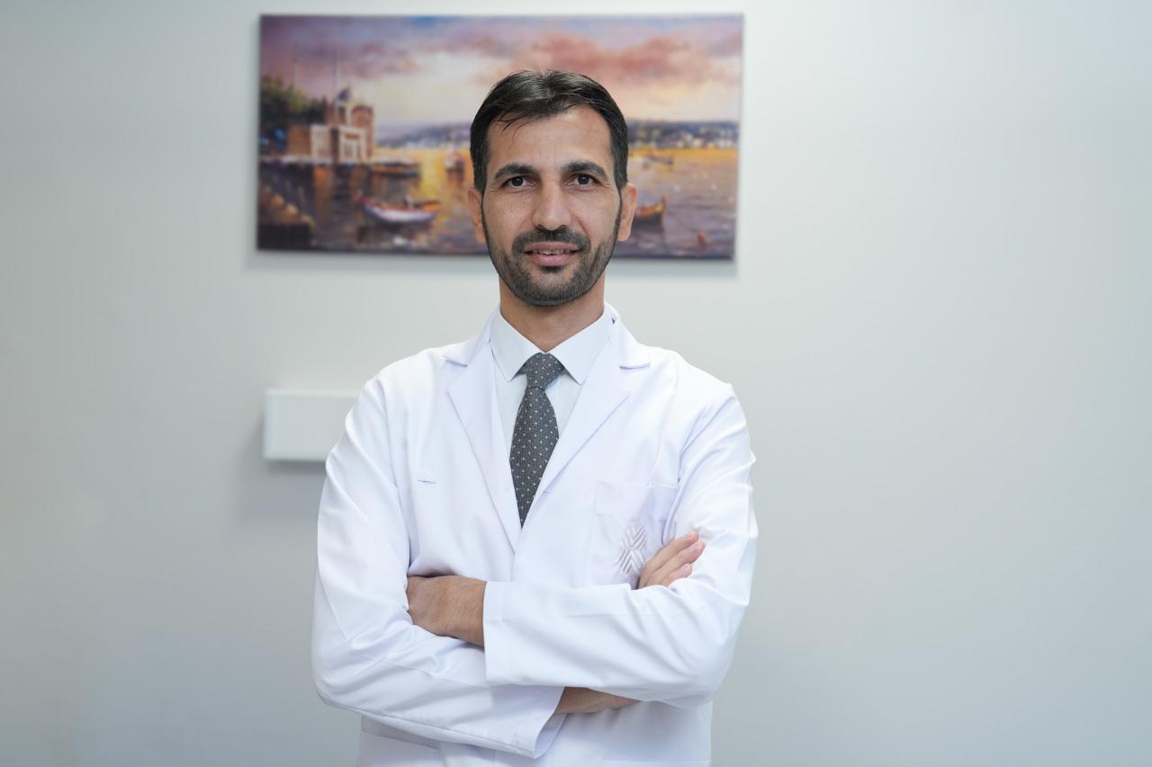Medipol Mega Üniversite Hastanesi Fiziksel Tıp ve Rehabilitasyon Uzmanı Prof. Dr. Mehmet Ağırman