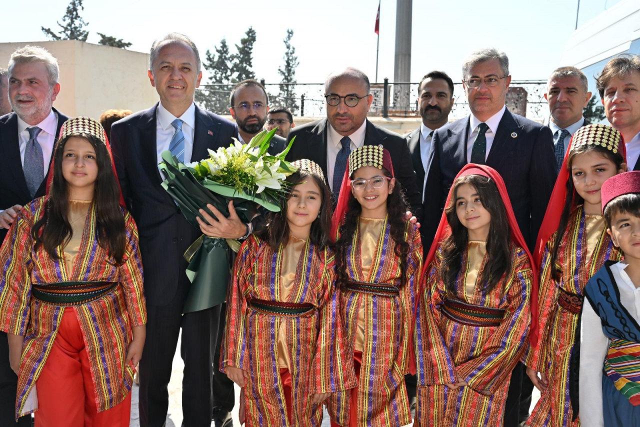 Kahramanmaraş Kültür Yolu Festivali'nin açılışı büyük bir coşkuyla gerçekleşti.