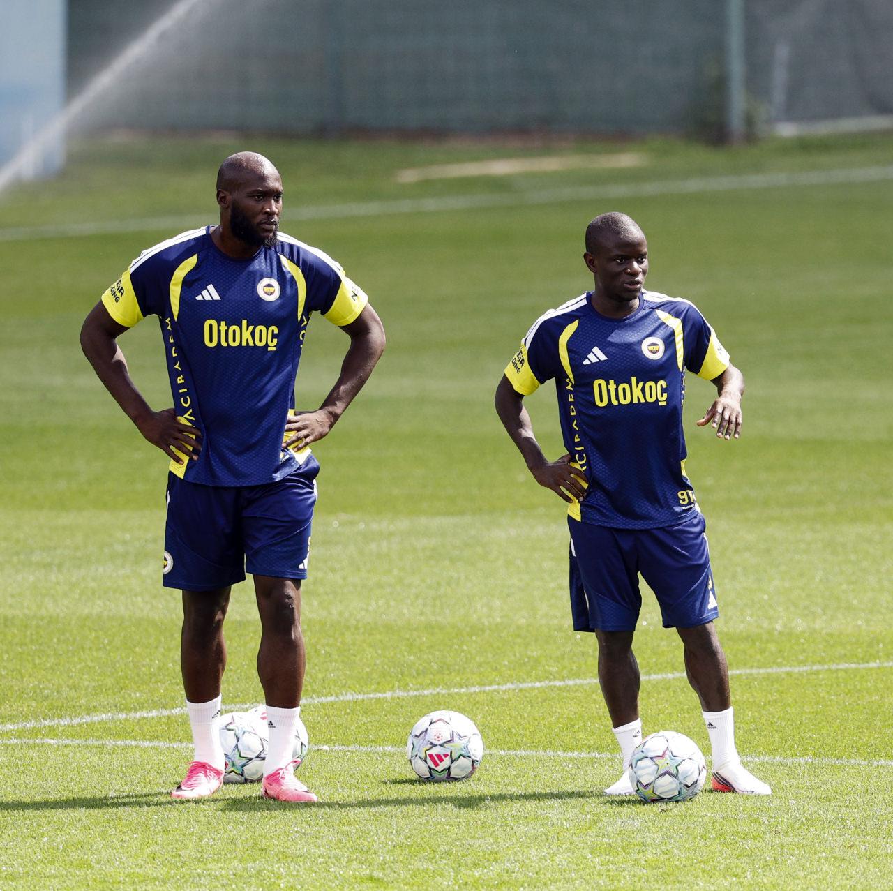 Romelu Lukaku ve N'Golo Kante