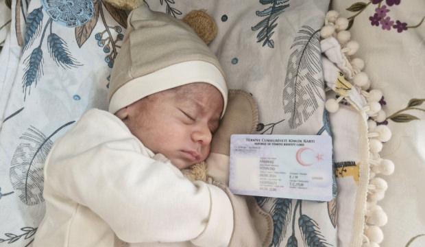 Diyarbakırlı kalıp ustası yeni doğan oğluna Cristiano Ronaldo adını verdi