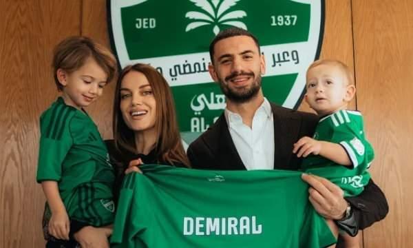Merih Demiral'ın eşinden soyadı hamlesi: Boşandıkları iddia edildi!