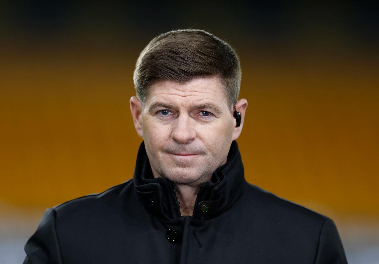 Liverpool efsanesi Steven Gerrard