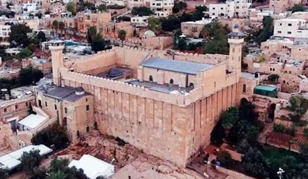 İsrail, İbrahim Cami'nde 75 g&uuml;nd&uuml;r ezan okutturmuyor