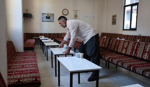 Yer: Elazığ! Camide dikkat &ccedil;eken karar: Taziye yemeği vermek yasaklandı 