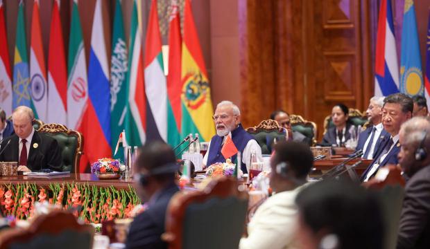 Hindistan'da d&uuml;nya liderlerine sunulan akşam yemeği ortalığı karıştırdı