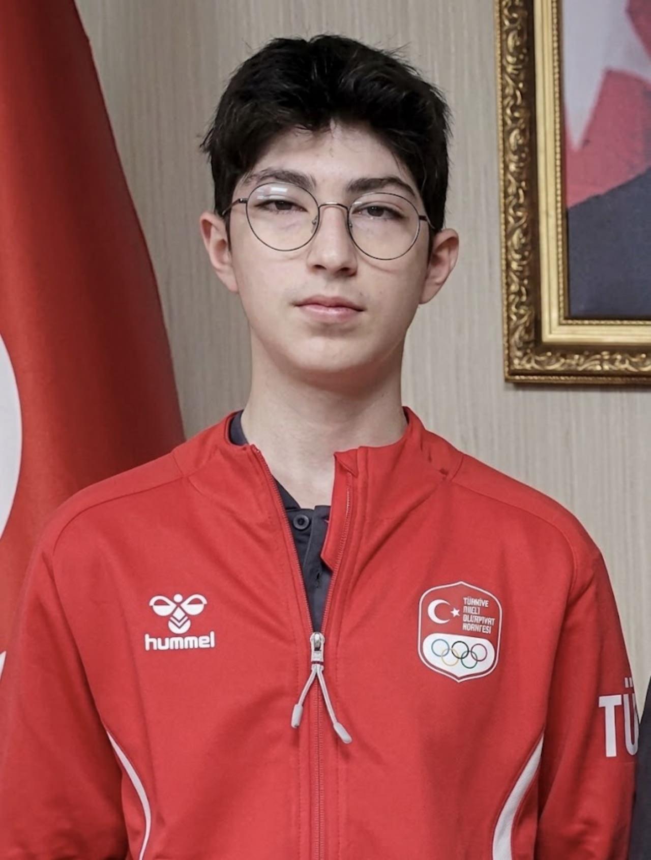 15 yaşındaki Burhan Yusuf Çizmecioğlu