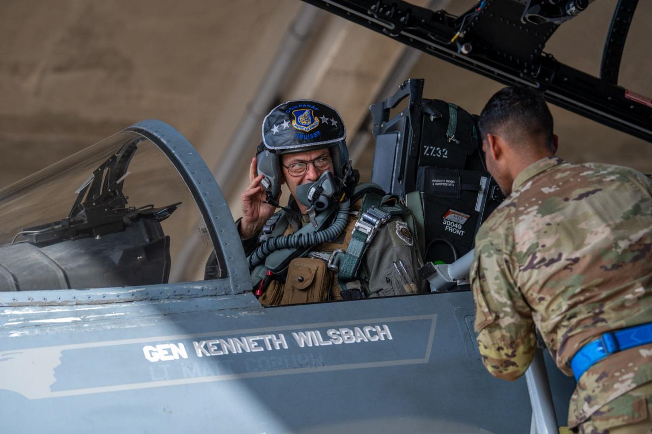 ABD Hava Kuvvetleri Komutanı General Kenneth Wilsbach