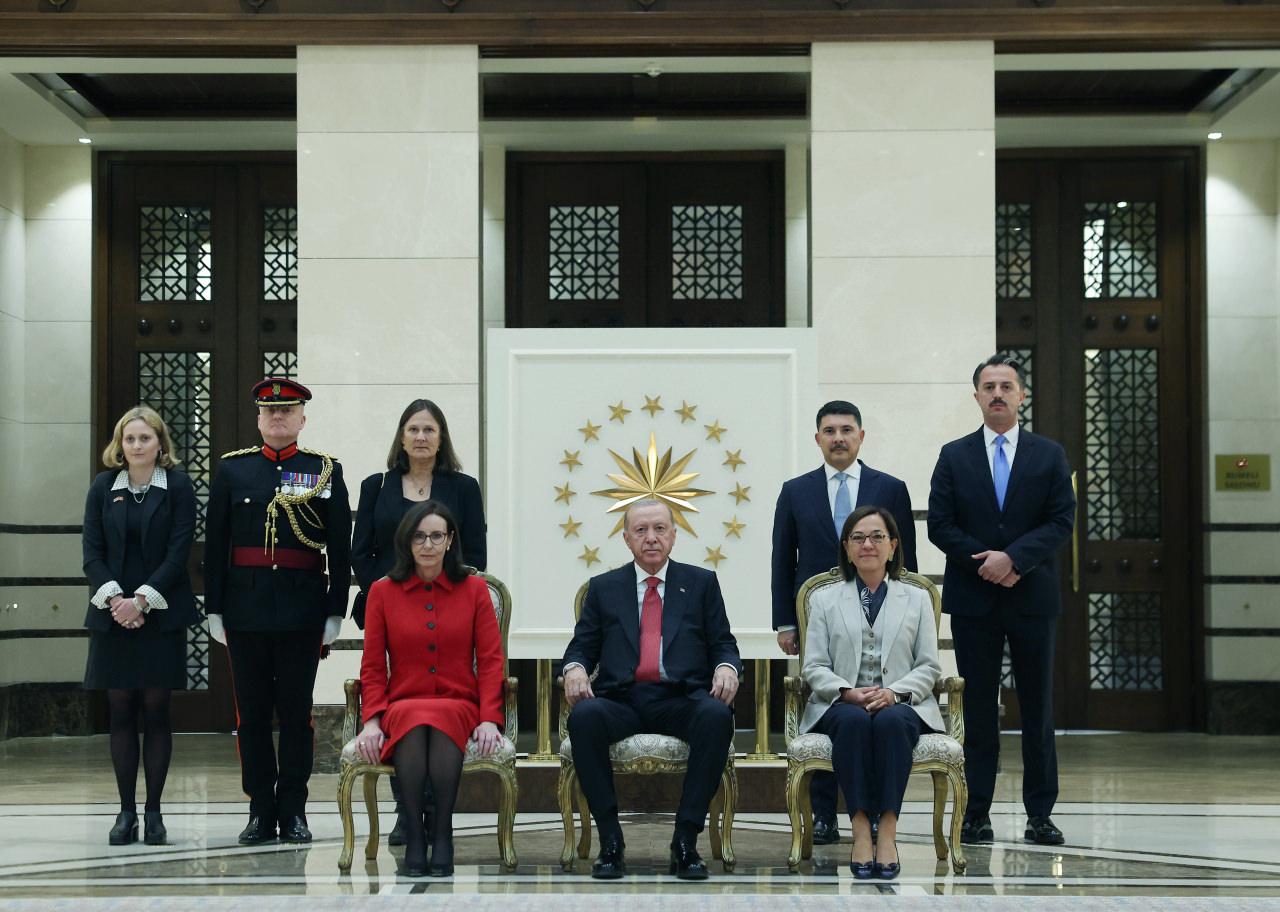 Cumhurbaşkanı Recep Tayyip Erdoğan ile İngiltere Büyükelçisi Jennifer Elizabeth Anderson