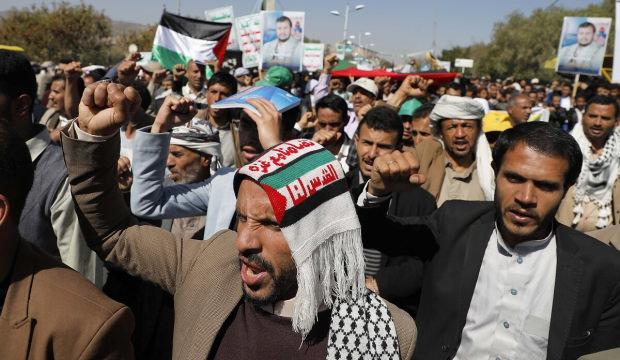 Husilerin &uuml;st d&uuml;zey komutanı &ouml;ld&uuml;r&uuml;ld&uuml;: Misilleme gecikmedi, Yemen'de gerilim artıyor