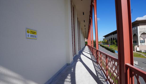 İbn Haldun &Uuml;niversitesi&rsquo;nde sigara yasağı genişliyor: Kamp&uuml;ste yeni d&ouml;nem