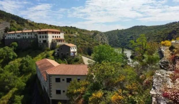 İstanbul'da daire parasına k&ouml;y satın aldı: K&ouml;yde neler var neler!