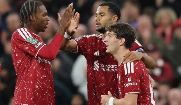 Liverpool, Tottenham'ı devirdi! &Uuml;st tura y&uuml;kseldi