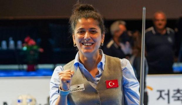 Milli bilardocu G&uuml;zin M&uuml;jde Karakaşlı, d&uuml;nya şampiyonu oldu